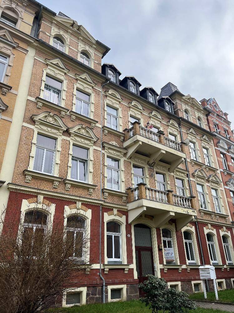 Lichtdurchflutete 3-Zimmer-Dachgeschosswohnung – ca. 100 m² mit Balkon & weitem Blick ins Grüne!, 4720 Döbeln