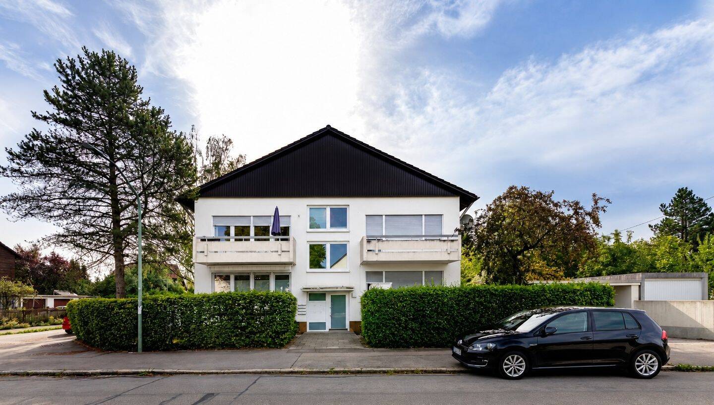 Koffer packen und einziehen – Exklusive Design-Wohnung: Löffelfertig und hochwertigst möbliert, 80689 München (Hadern Laim Pasing-Obermenzing)