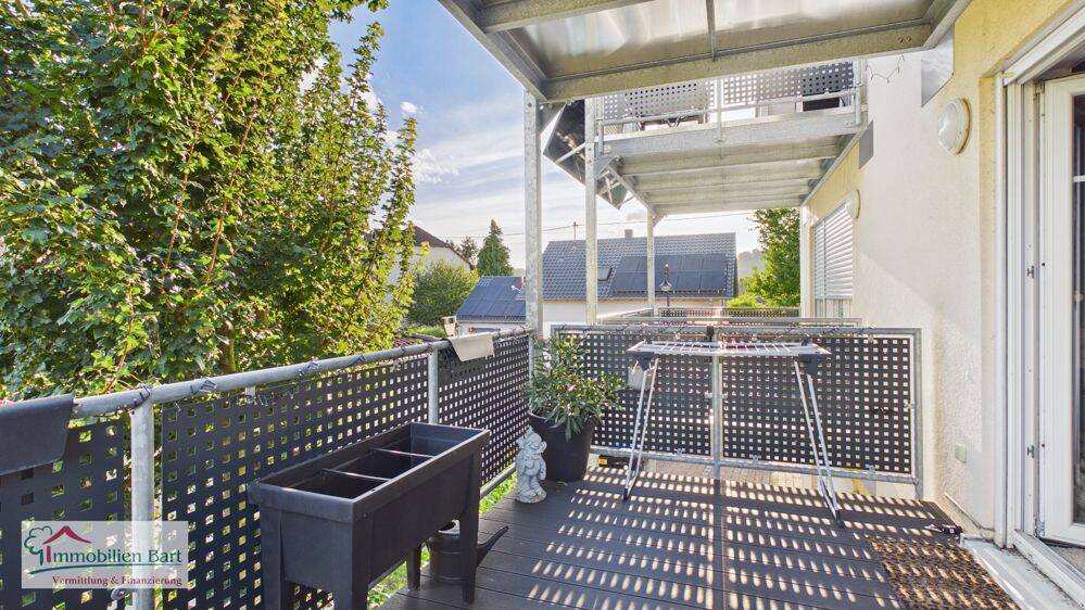 PERL-BESCH: MODERNE 97 M² WOHNUNG / STELLPLATZ / BALKON NACH SÜDEN AUSGERICHTET!, 66706 Perl