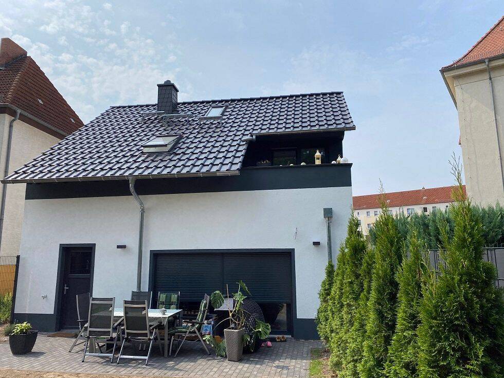 Neuwertiges Einfamilienhaus mit Doppelgarage im Stadtzentrum, 4838 Eilenburg