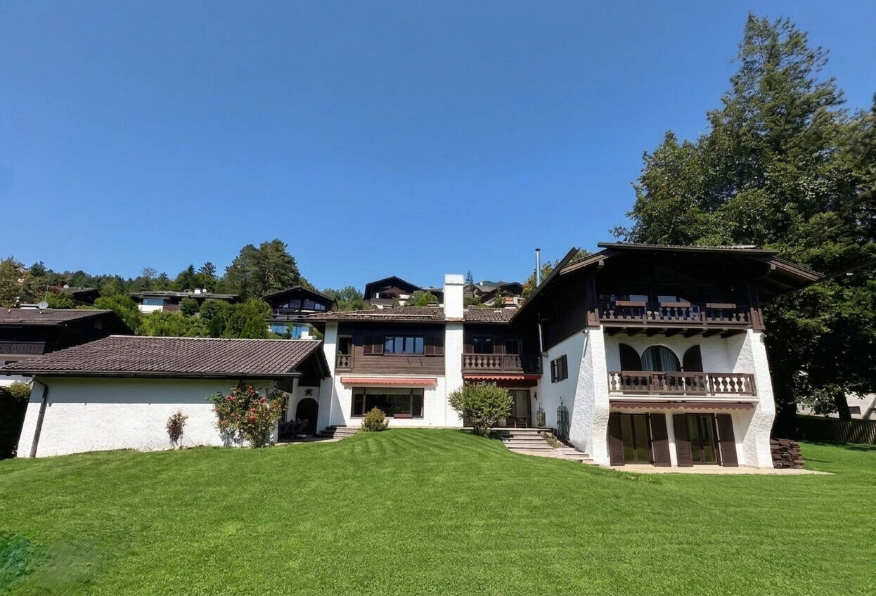 Exklusive Landhausvilla in Bestlage mit Bergblick – großzügiges Einfamilienhaus oder bis zu 4 Wohneinheiten, 82467 Garmisch-Partenkirchen