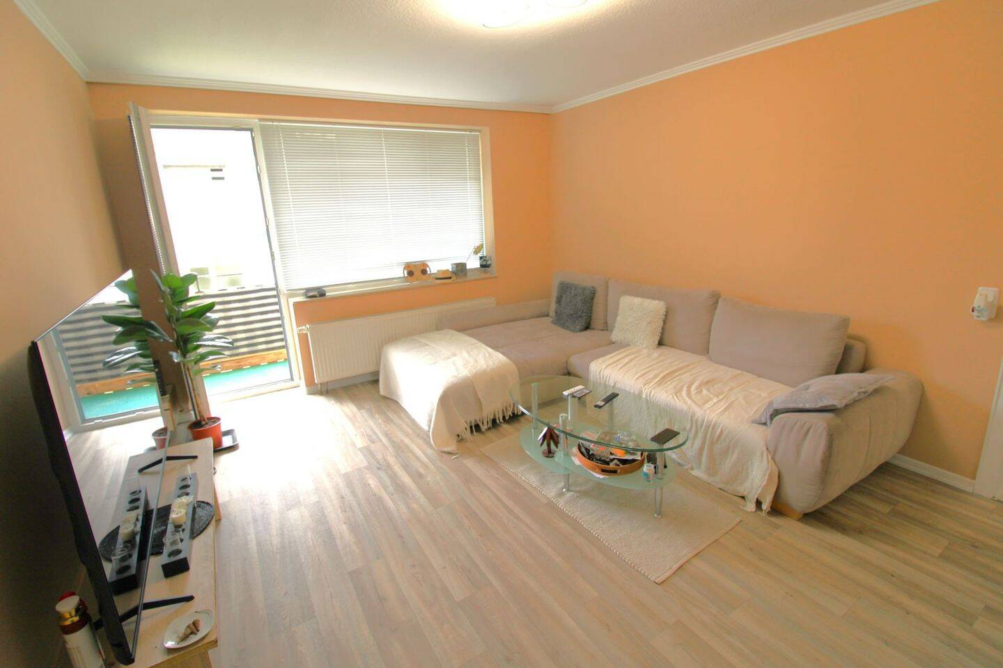 Helle Eigentumswohnung mit Balkon in ruhiger Lage in Aldenhoven, 52457 Aldenhoven