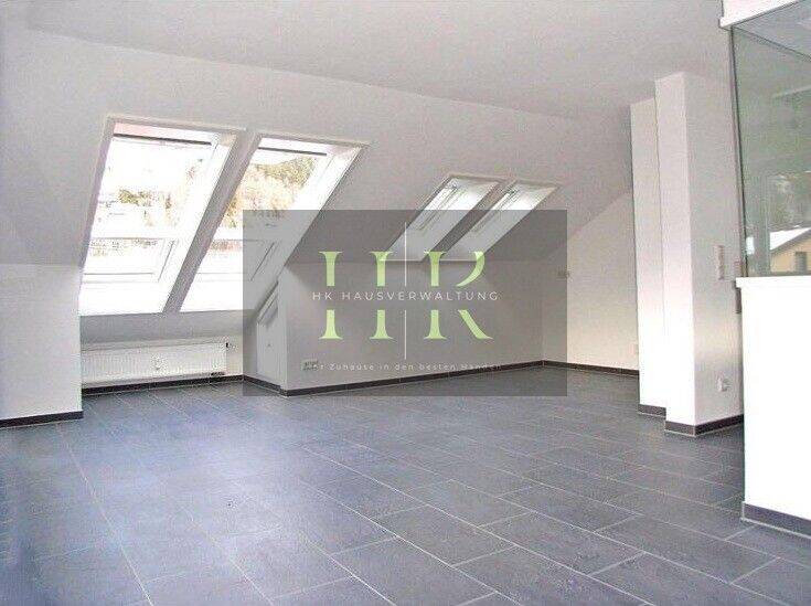 Moderne 2,5-Zimmer-Dachgeschosswohnung im Herzen von Bad Wildbad, 75323 Bad Wildbad