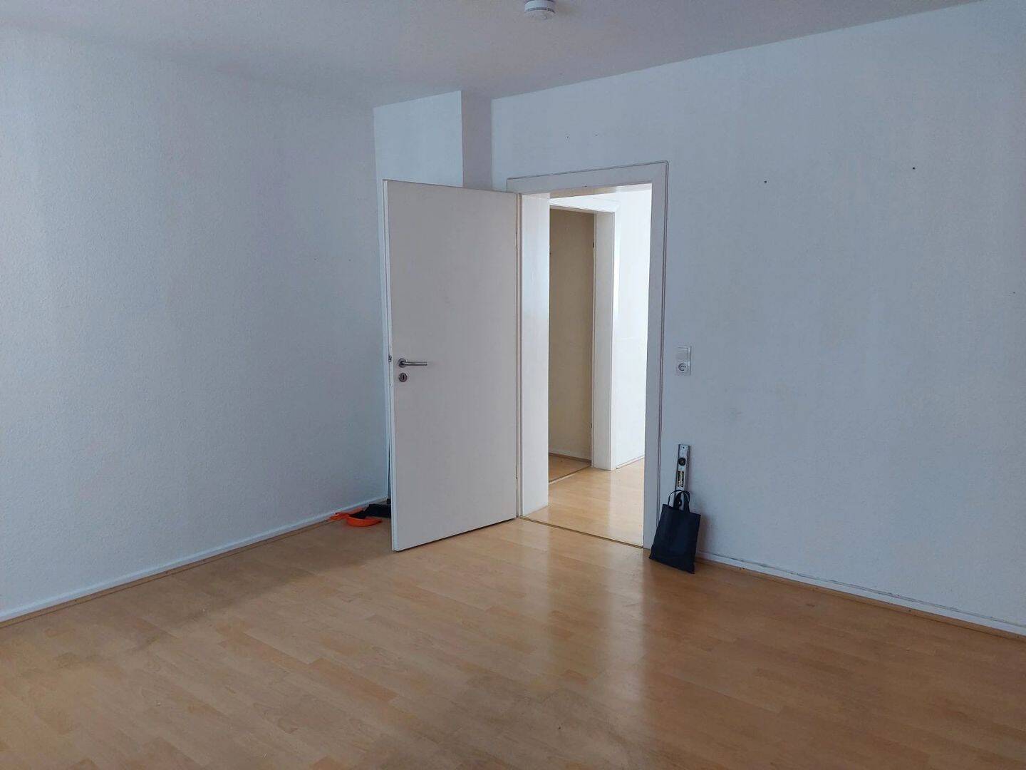 Schöne kleine 2-Zimmer-Wohnung, 41462 Neuss