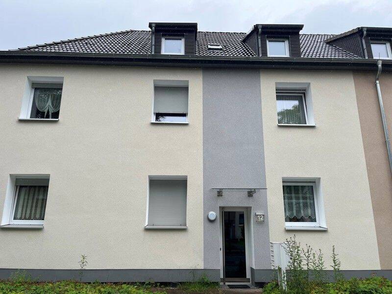 Auf gute Nachbarschaft: renovierte, ansprechende 2-Zimmer-Wohnung, 45329 Essen (Altenessen-Nord Karnap Vogelheim)