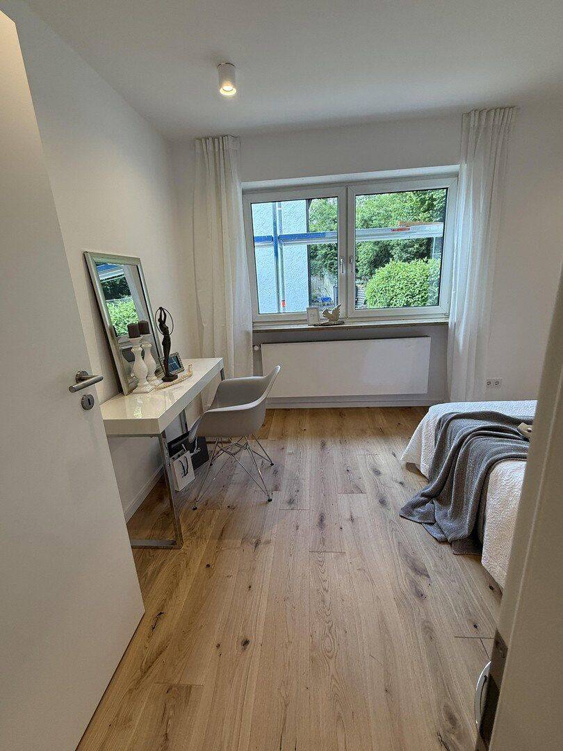 *Erstbezug* 2 Zi Whg Hochpaterre eines modernisierten MFH´s, 85356 Freising