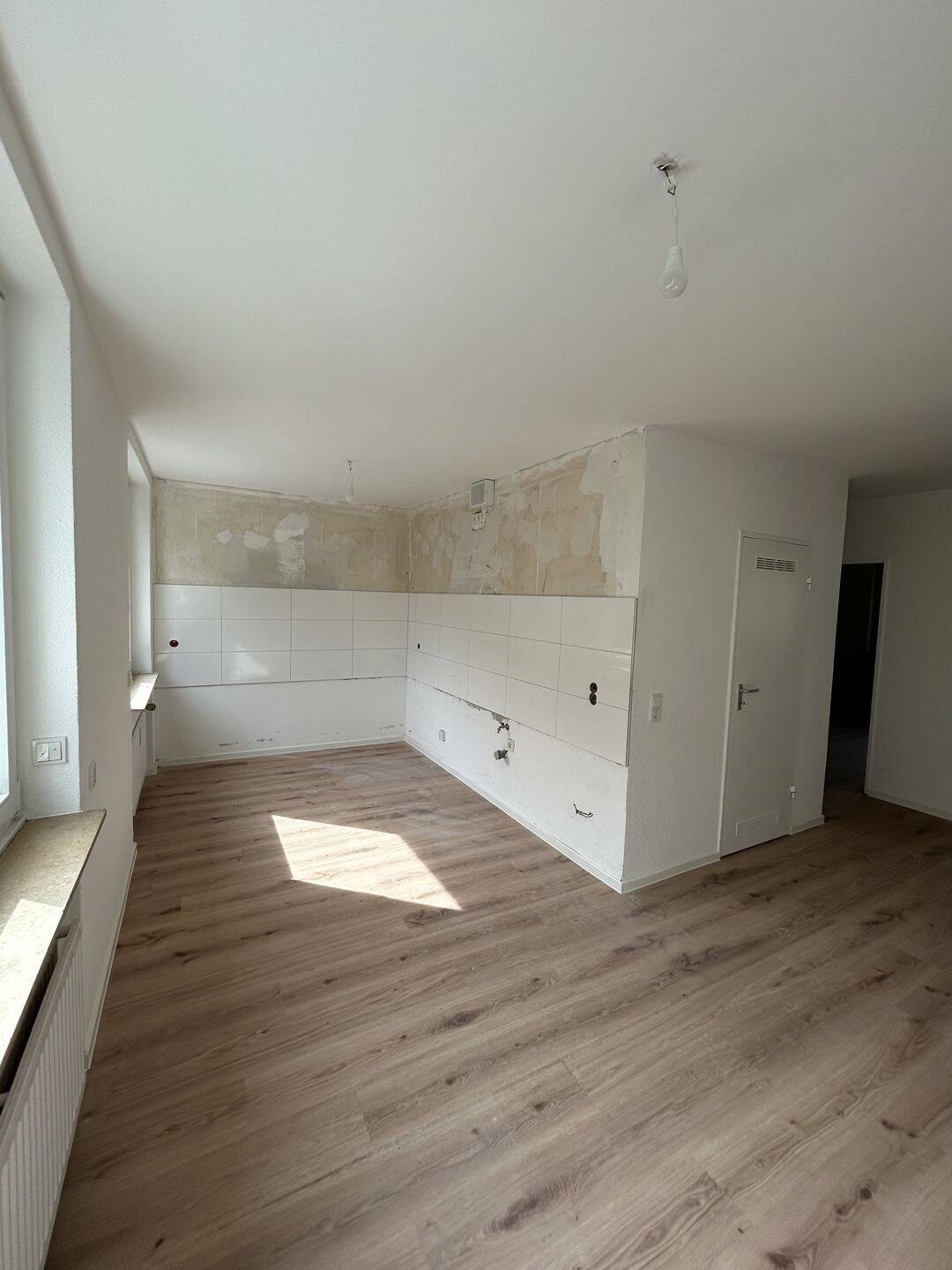 Sanierte 3 ZKB Wohnung mit Balkon in Trier-Süd! Im Schammat, 54294 Trier
