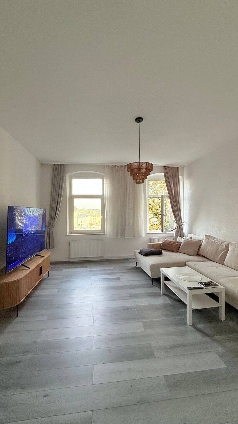 4 Zimmer Wohnung mit Kaminofen, 95028 Hof (Haidt Innenstadt Jägersruh Leimitz)