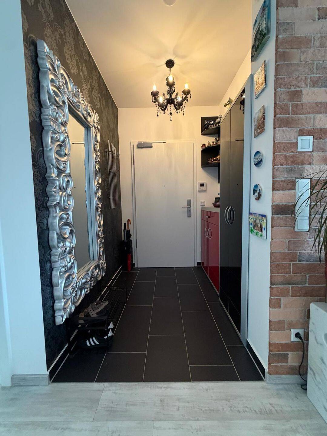 Wohnen auf zwei Ebenen: Neubau-Maisonette mit Galerie über Nürnbergs Dächern, 90429 Nürnberg