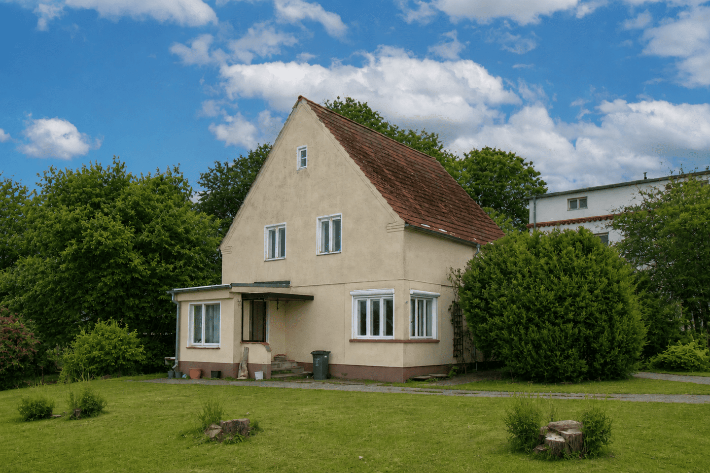 Liebhaberhaus mit skandinavischem Charme in Garz auf Rügen – Sanierung oder Neubau auf großem GS, 18574 Garz/Rügen