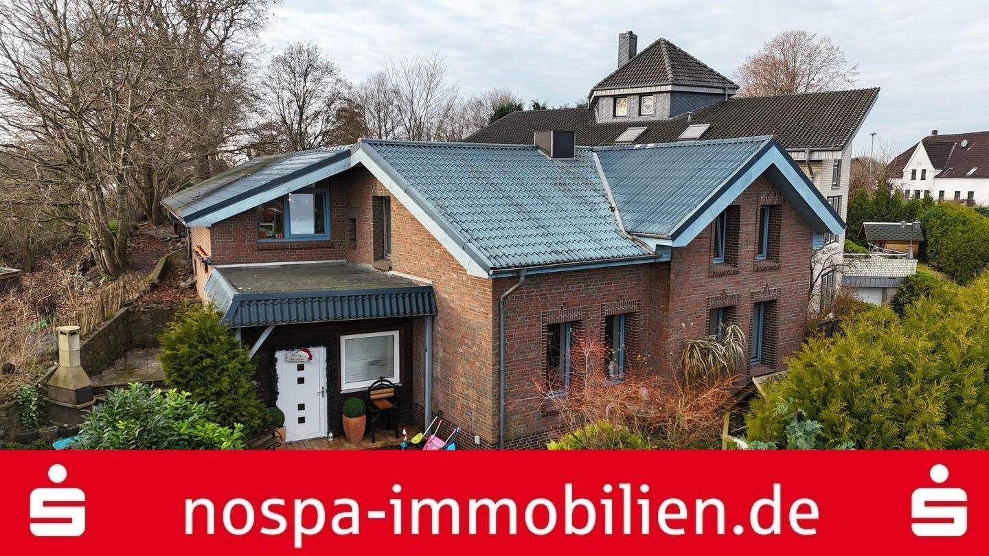 Wohnhaus mit viel Wohnfläche, Doppelgarage mit Abstellraum und Terrasse in Munkwolstrup, 24988 Oeversee