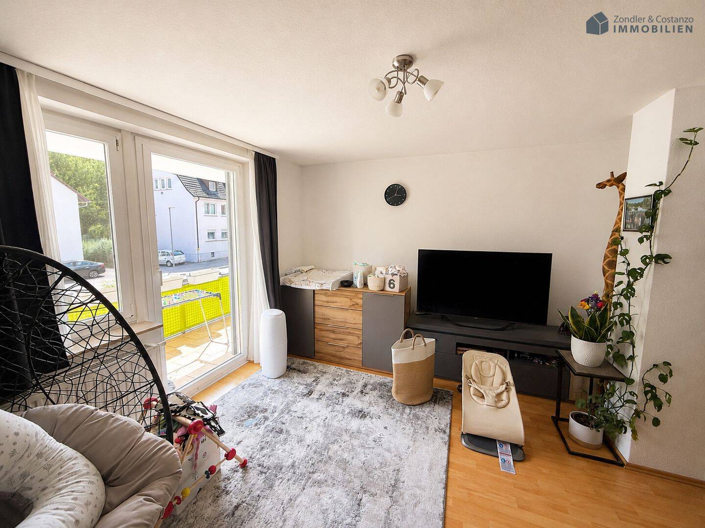 ZUM WOHLFÜHLEN: * Gemütliche, 3-Zi.-Whg. in S-Rohracker * EBK * TL-Bad * Keller * Balkon * Garage *, 70329 Stuttgart (Hedelfingen Obertürkheim Rohracker Uhlbach)