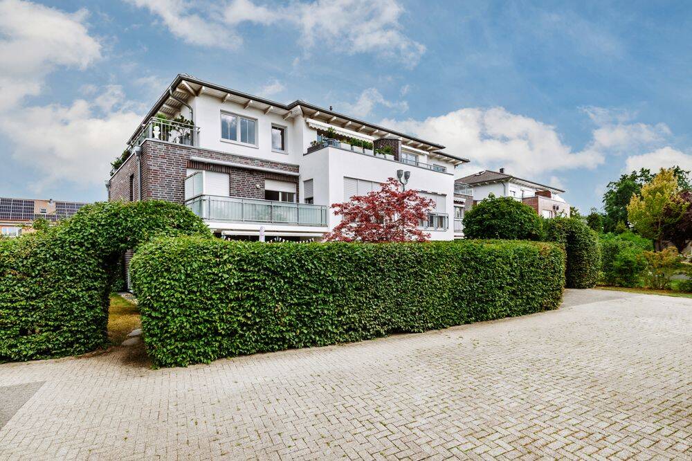 Licht, Platz und kurze Wege: 4-Zimmer-Wohnung in Oedeme, 21335 Lüneburg