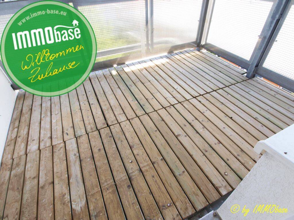 Wunderbar Wohnen mit großem Balkon und Fahrstuhl im Haus!, 9669 Frankenberg/Sa.