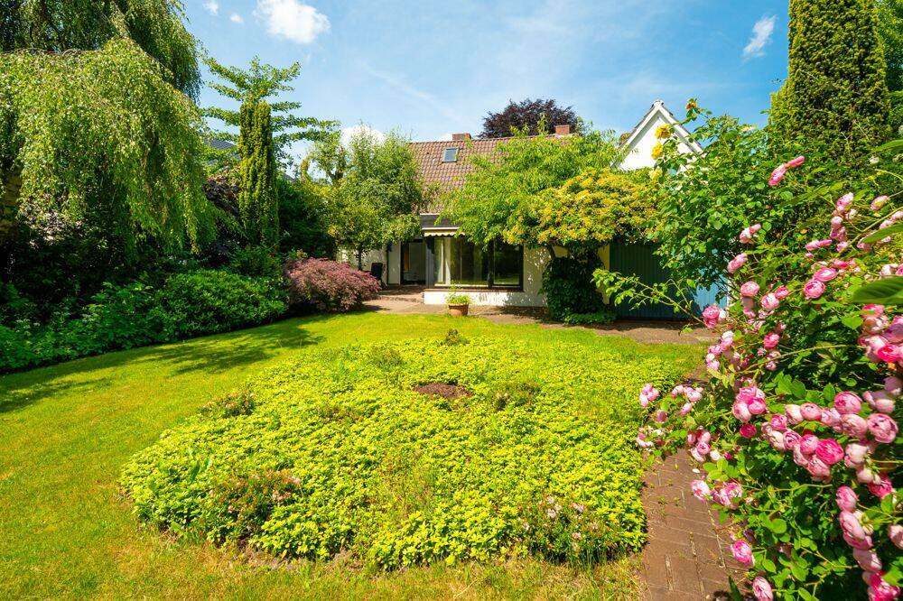 Top-Lage nahe Hamburg, parkähnliches Grundstück, interessanter Preis: Einfamilienhaus mit Potenzial., 25337 Kölln-Reisiek