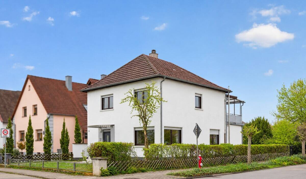 Mehr Platz fürs Familienleben – Frei stehendes Haus mit Garten, Homeoffice und Dachterrasse, 68753 Waghäusel