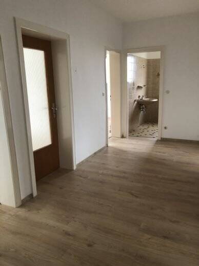 Neu renovierte 3-Zi.- Wohnung in Garbsen zu vermieten, 30827 Garbsen