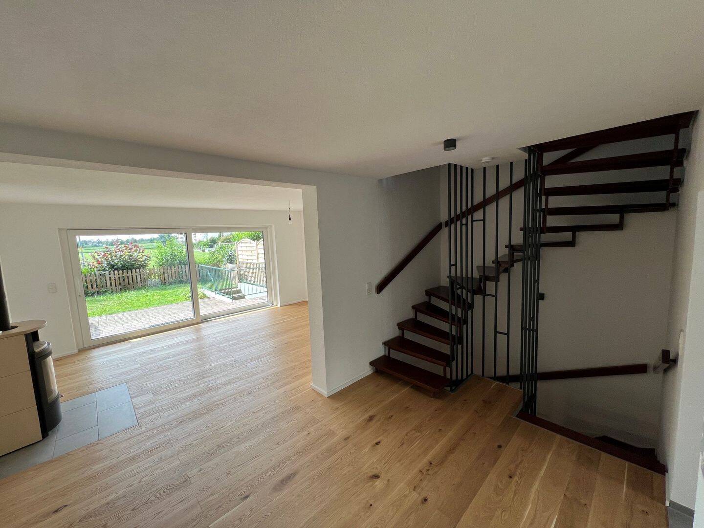 Schönes renoviertes Reihenhaus mit 6 Zimmern (ruhige Lage), 88677 Markdorf