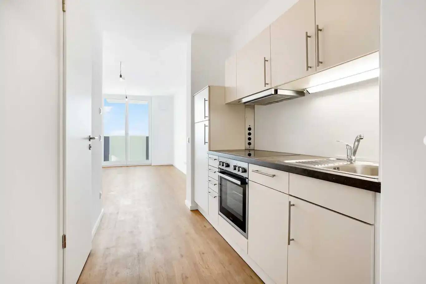Mietrabatt – 1 Zimmer Studio mit EBK, Aufzug und Balkon, 10315 Berlin (Lichtenberg Hohenschönhausen Friedrichsfelde Kleingartenanlage Bielefeld Kleingartenanlage Mühlenberg)