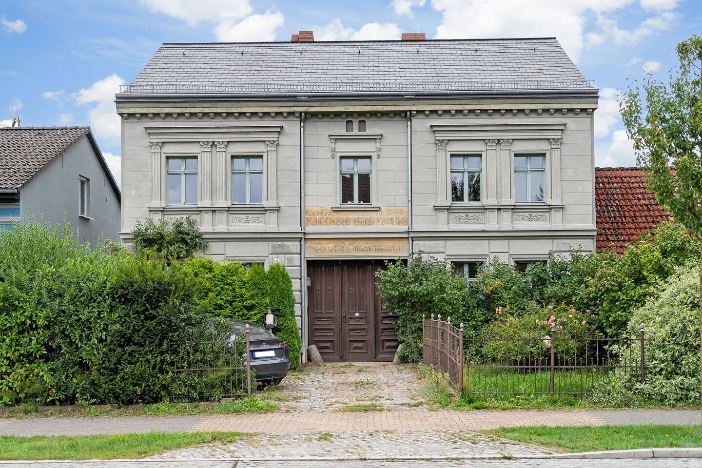 Zwei Wohnungen, Vielfältige Nutzung – Einzigartiges Altbauensemble mit Denkmalschutz, 16348 Wandlitz