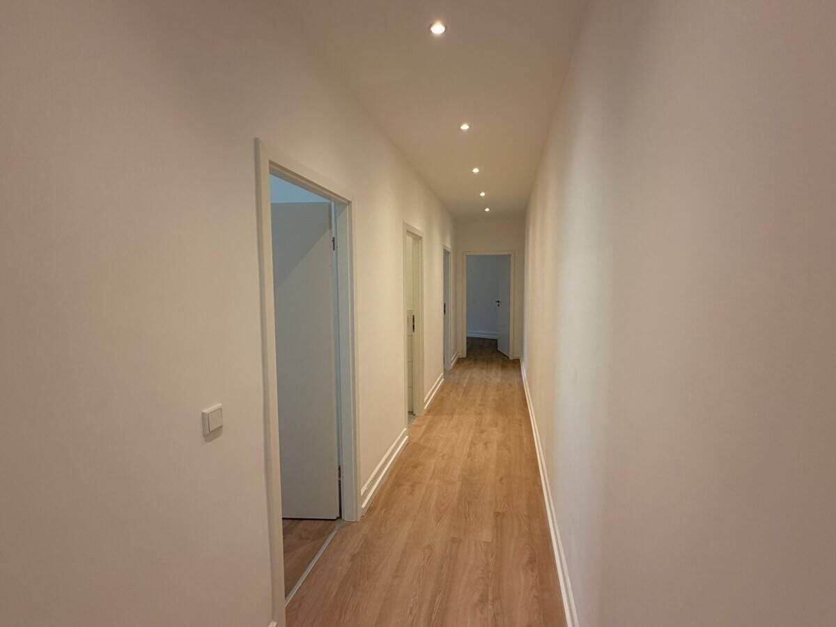 Kernsanierte 4-Zimmer-Wohnung mit moderner Ausstattung in Frankfurt-Bockenheim, 60487 Frankfurt am Main (Bockenheim Hausen Rödelheim Westend-Süd)