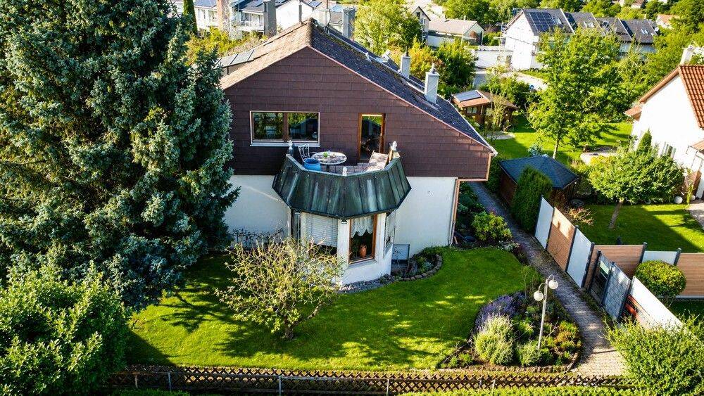 Großzügige Doppelhaushälfte mit sonniger Terrasse und großem Garten in ruhiger Lage!, 74206 Bad Wimpfen