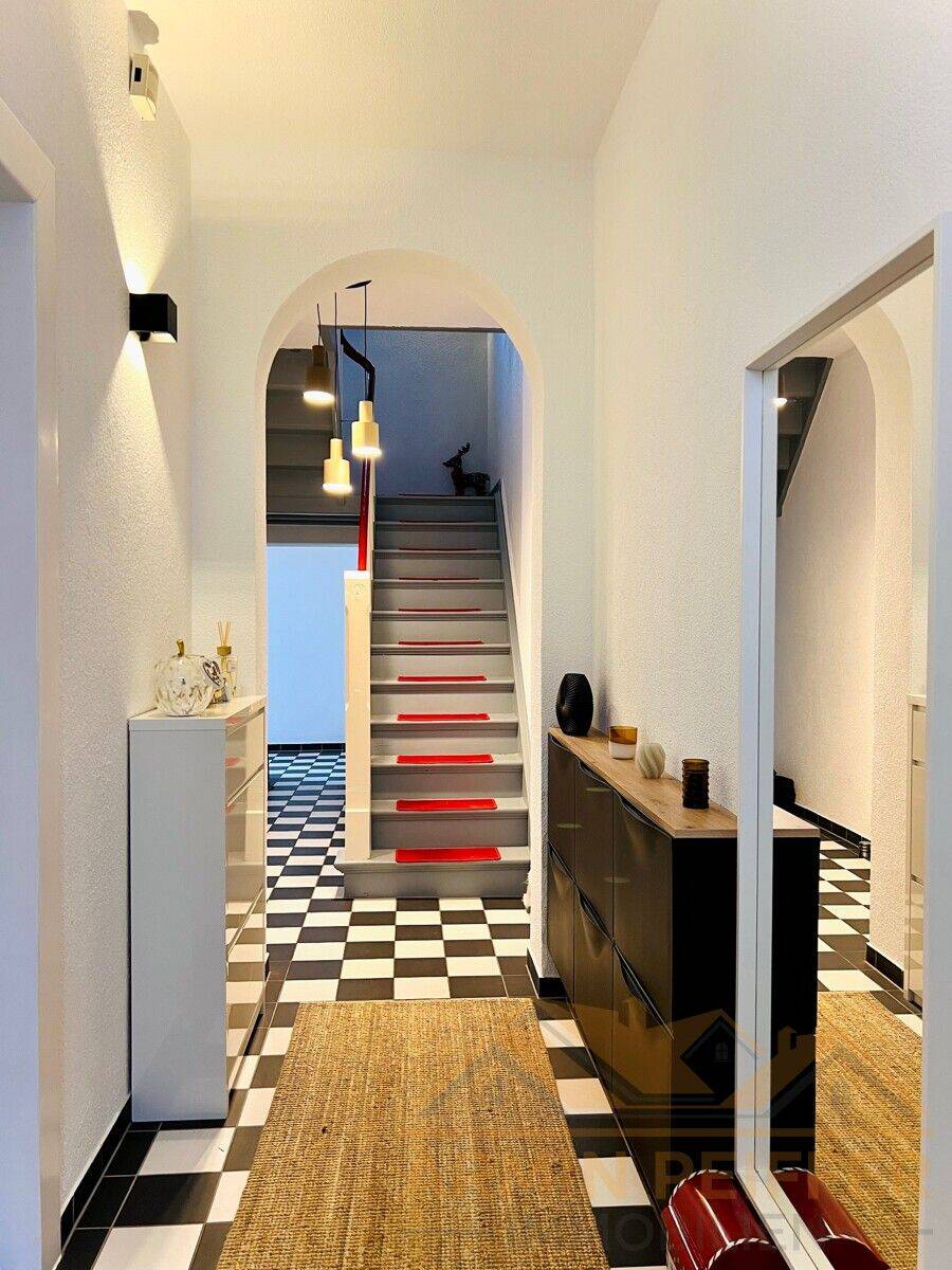 Treten Sie bitte ein! Doppelhaushälfte 6 Zimmer, ca. 169 qm Wohnfläche in ländlicher Lage., 41844 Wegberg