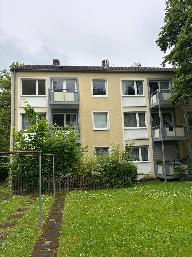 Sommeraktion!!! Ruhige Wohnlage in Bonn-Lahnesdorf. 3-Zimmer, 72 m² Wohnfläche mit Balkon., 53177 Bonn