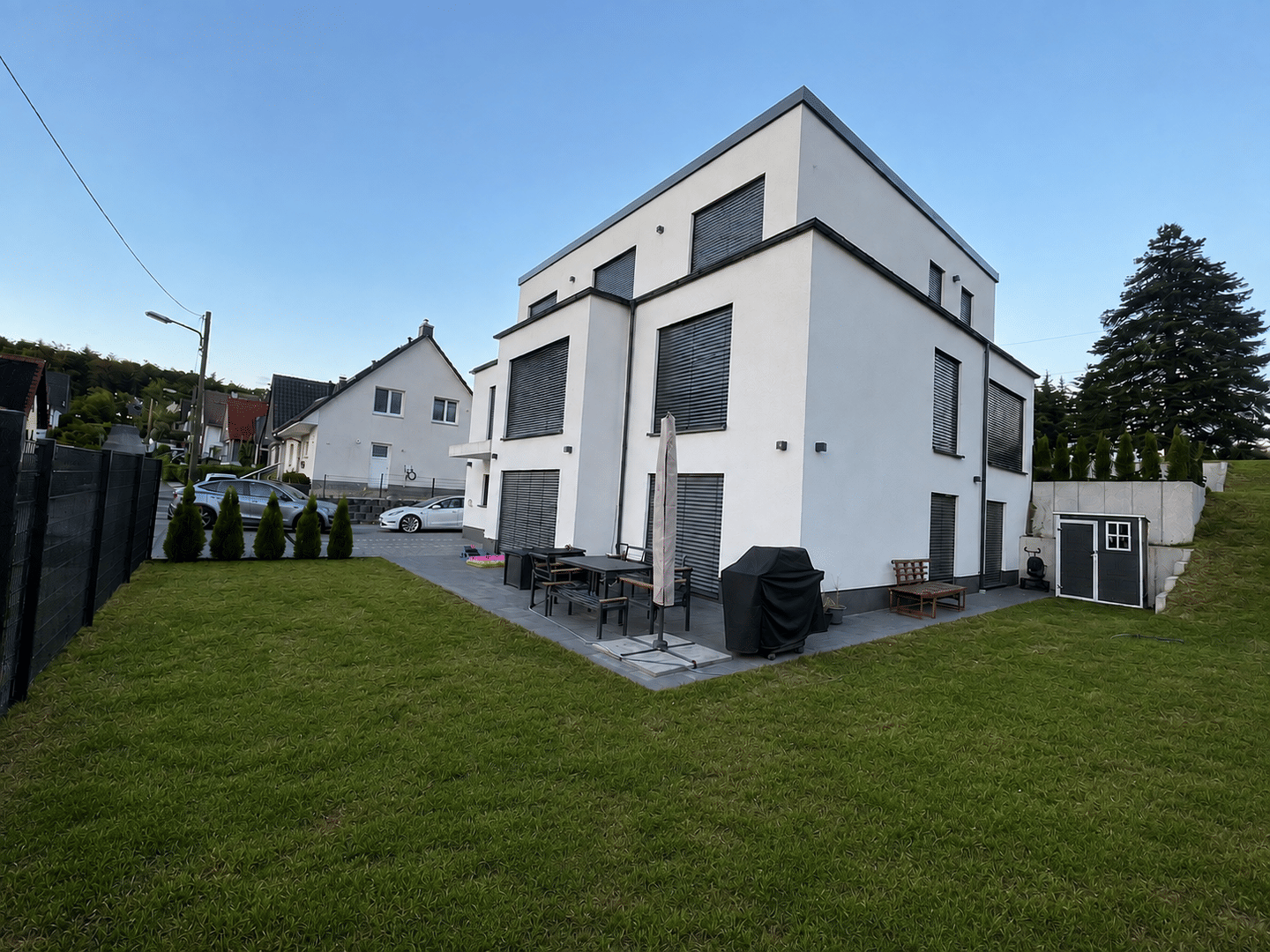 Exklusive Neubau-Erdgeschosswohnung mit eigenem Hauseingang, Garten & Terrasse in Remscheid-Lennep, 42897 Remscheid (Lennep)