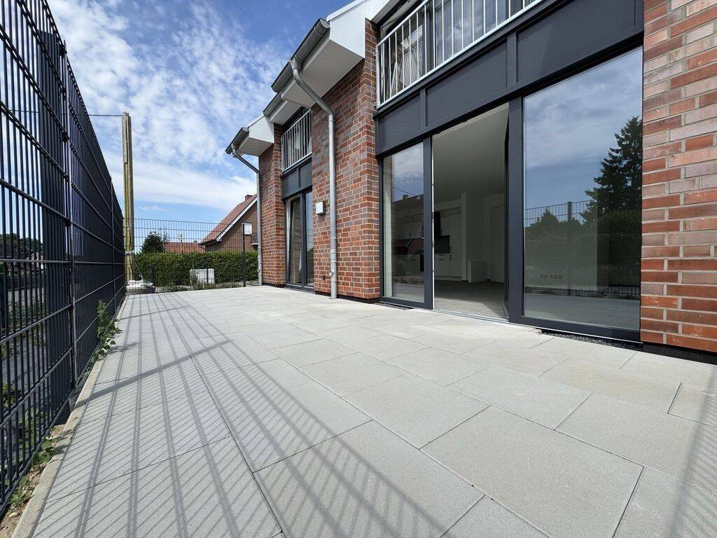 Moderne Erstbezug-Wohnung mit Terrasse in Uelsen, 49843 Uelsen