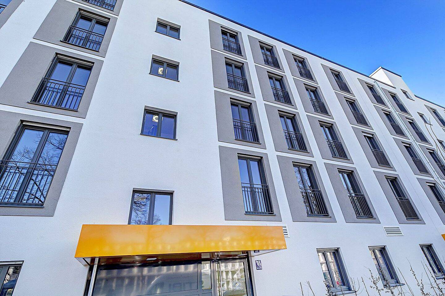 Möbliertes 1 Zimmer Apartment mit TG Stellplatz in traumhafter Lage!, 81541 München (Au-Haidhausen Obergiesing Ramersdorf-Perlach)