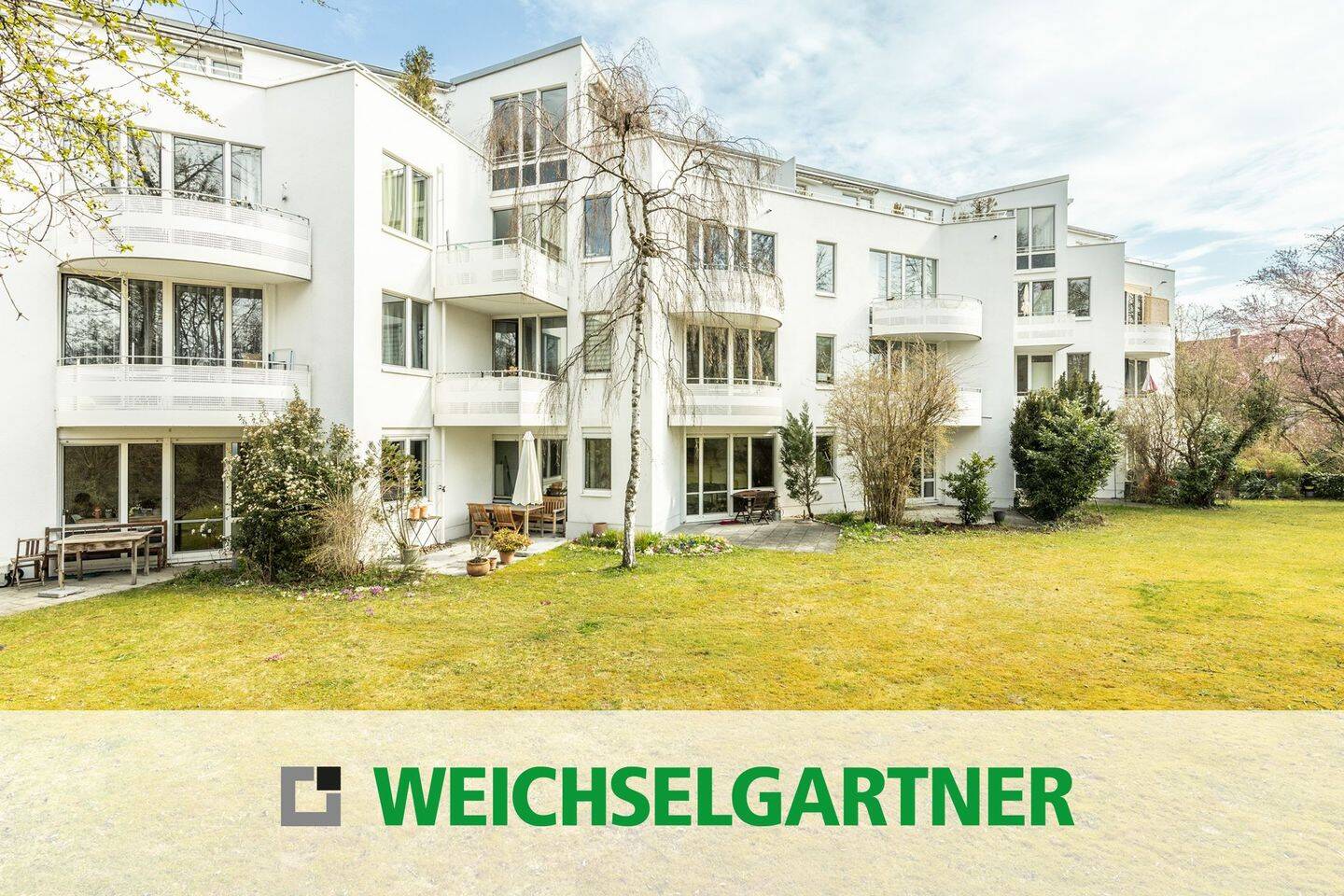 Ab sofort bezugsfrei: Attraktive Erdgeschosswohnung mit Südterrasse und Hobbyraum, 81927 München (Bogenhausen)