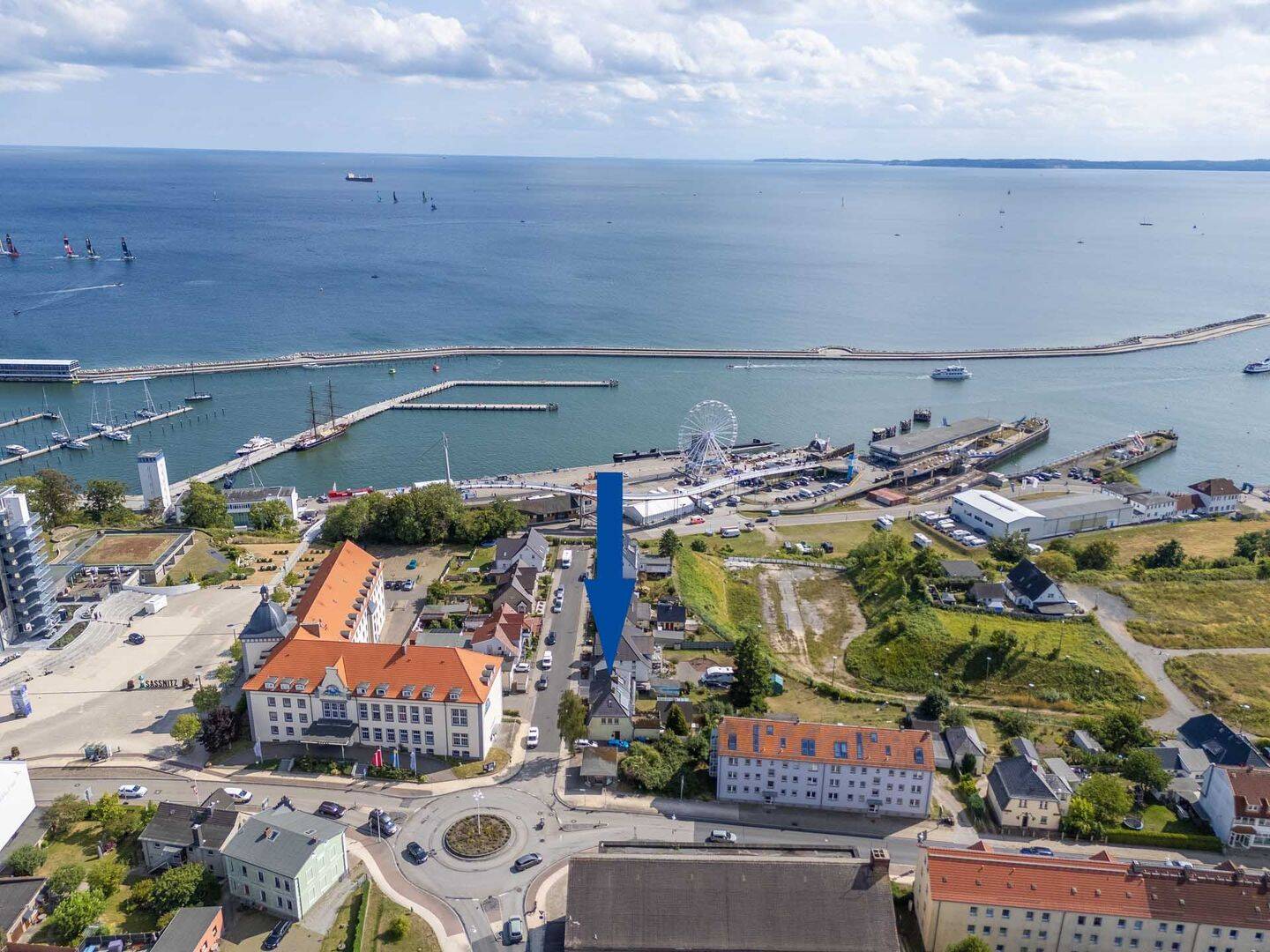 Große Doppelhaushälfte mit Dachterrasse und Ostseeblick in Sassnitz, 18546 Sassnitz