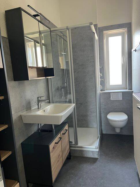 2 Zimmer-Wohnung, 1.OG, frisch renoviert, mit Einbauküche im Heesegebiet zu vermieten, 29225 Celle