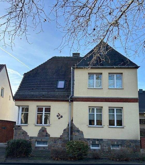 Einfamilienhaus (innen kernsaniert) nahe Schlosspark u. Naturteich – Nur 20km von Magdeburg entfernt, 39291 Möckern