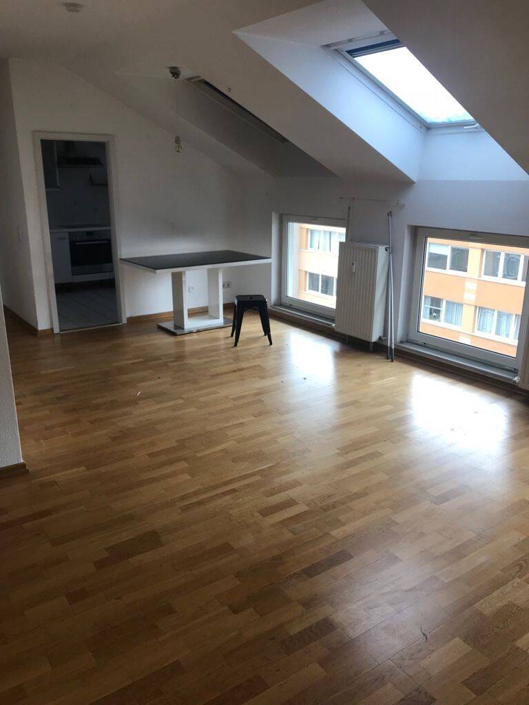 Über den Dächern der Mainzer Altstadt – 3-Zimmer-Atelierwohnung mit Cityflair, 55116 Mainz (Altstadt Neustadt Oberstadt)