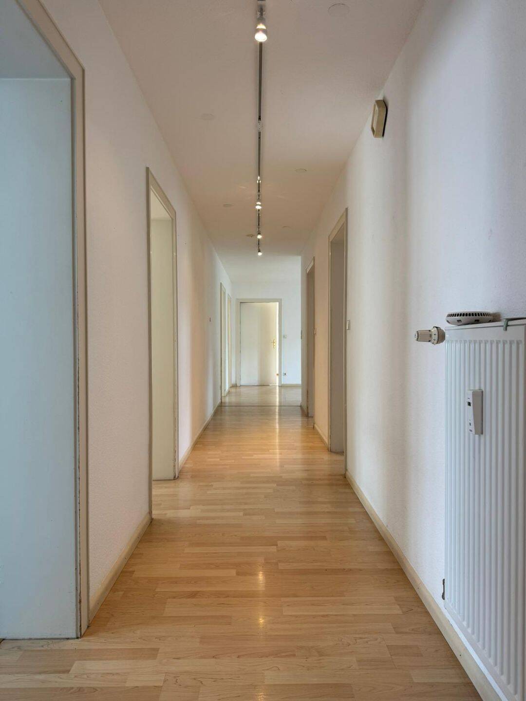 Großzügige 5-Zimmer-Wohnung mit Garten & Balkon in Pforzheim Süd-West, 75173 Pforzheim
