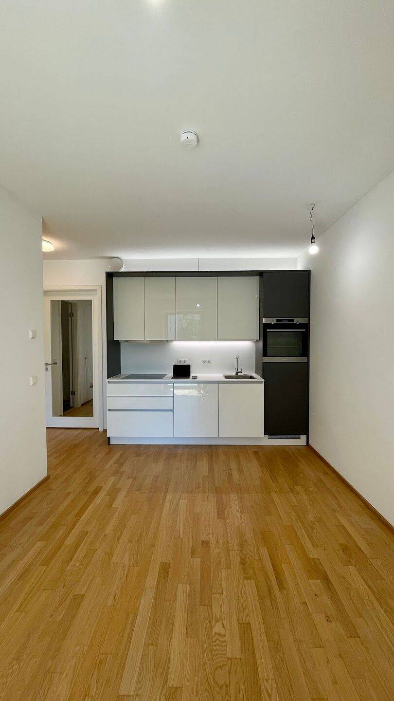 WE 016 – Exklusive 2-Zimmer-Refugium mit Balkon – Urbanes Wohnerlebnis über den Dächern Berlins, 10249 Berlin (Friedrichshain-Kreuzberg Friedrichshain Prenzlauer Berg)