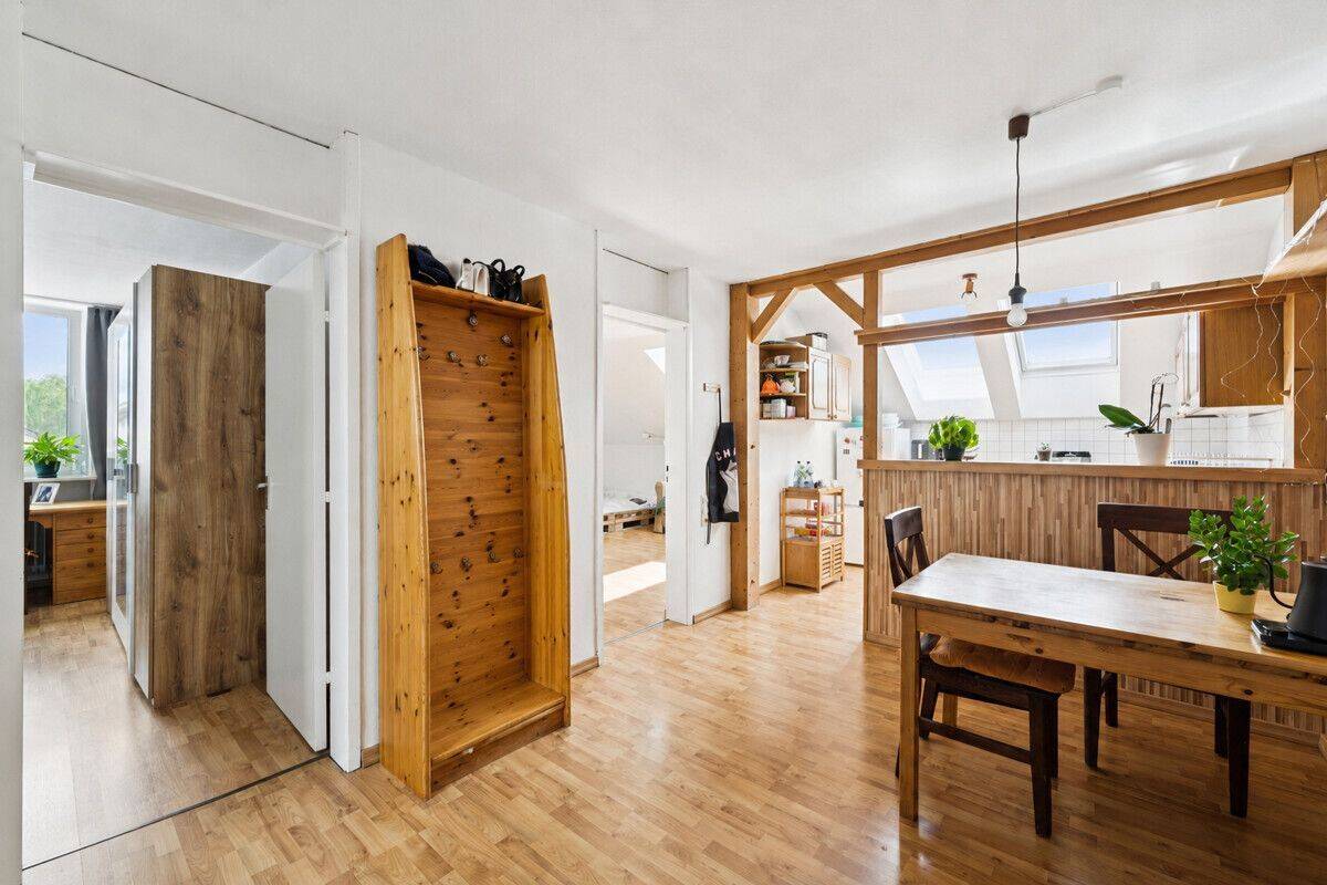 Provisionsfrei – Helle Wohnung in ruhiger Lage mit klugem Schnitt – Top-Anbindung nach München, 85643 Steinhöring