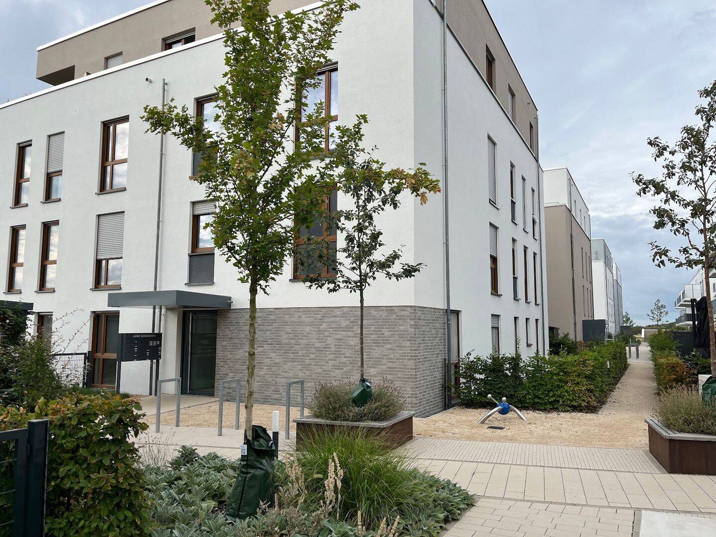 *Zweitbezug* Neuwertige Familienwohnung mit Balkon!, 65205 Wiesbaden
