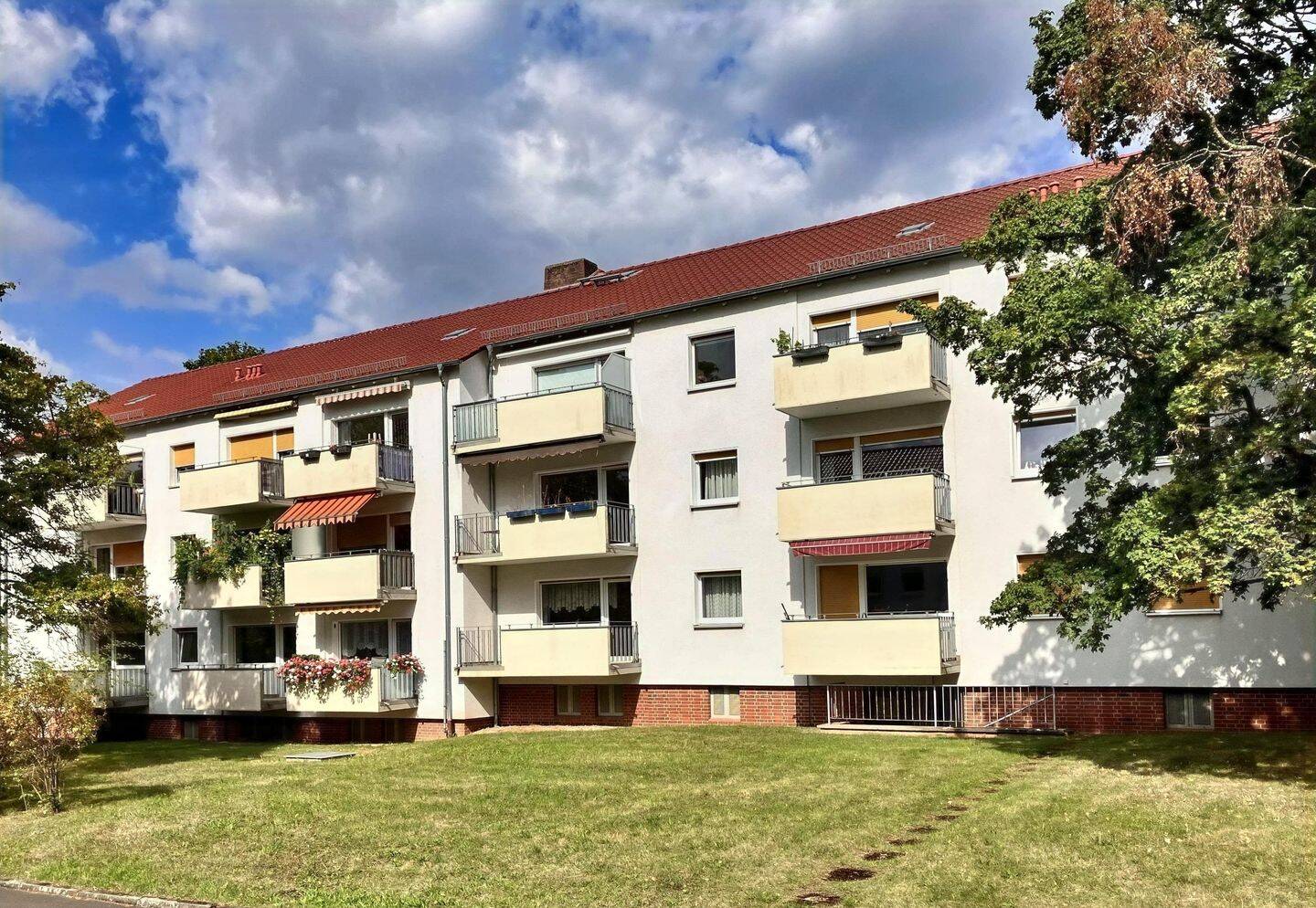 Großzügige 3-ZKB-Wohnung mit Süd-Balkon im beliebten Vorderen Westen, 34119 Kassel (Mitte West)