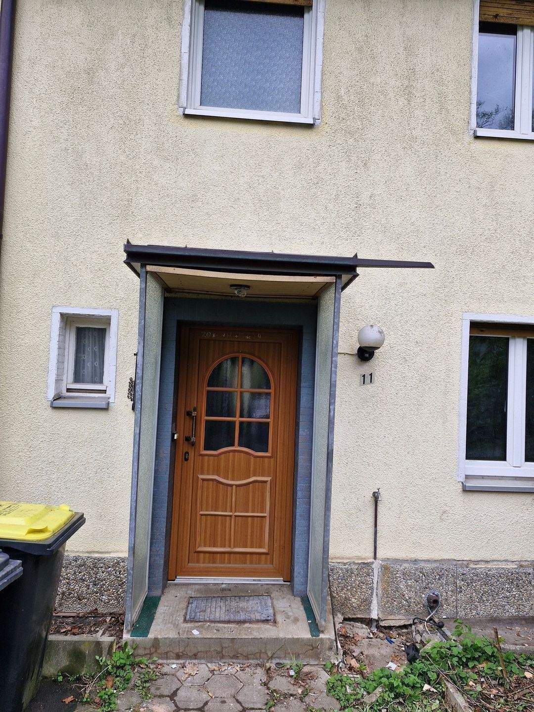 Sanierungsbedürftiges Reihenmittelhaus mit großem Potenzial in beliebter Lage zu verkaufen, 91301 Forchheim