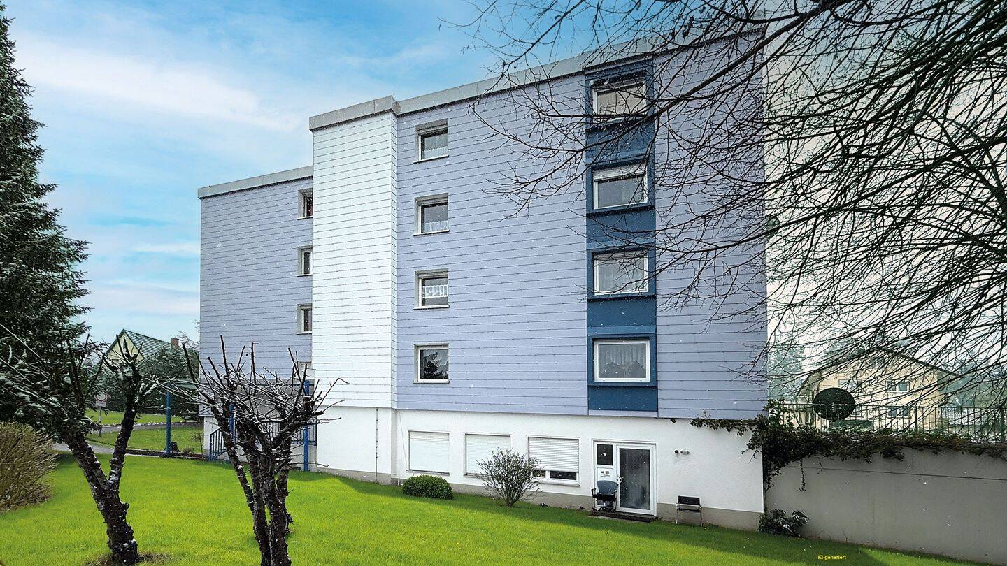 Attraktive 3-Zimmer-Eigentumswohnung mit Balkon und Garage in St. Georgen, 78112 St. Georgen im Schwarzwald