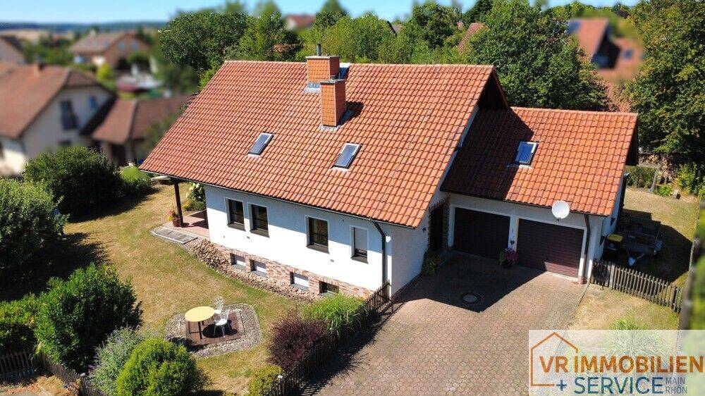 Freistehendes Traumhaus mit Doppelgarage und Weitblick ins Grüne in 97638 Mellrichstadt, 97638 Mellrichstadt