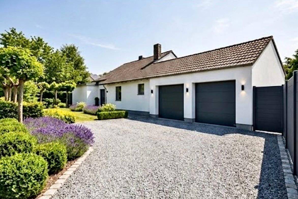 Freistehendes EFH mit 6 Schlafzimmern, 2 Bädern und großem Garten in ruhiger Sackgassenlage, 40789 Monheim am Rhein