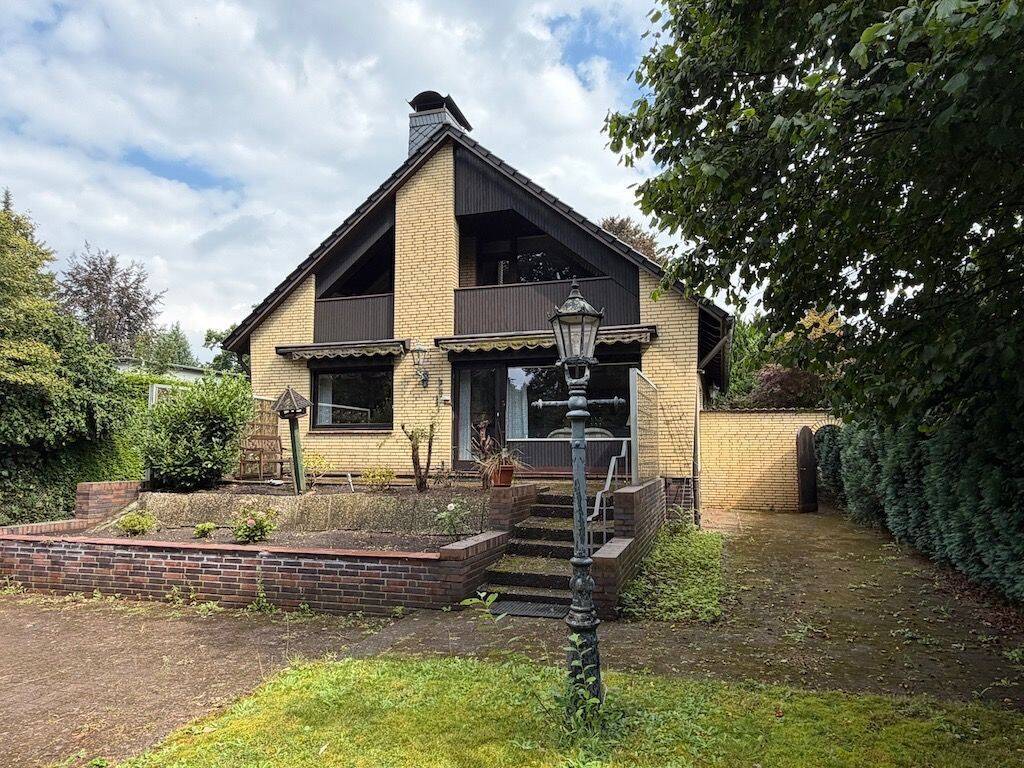 Freistehendes Einfamilienhaus mit sonnigem Garten in sehr ruhiger Lage von Tonndorf, 22045 Hamburg (Wandsbek Jenfeld Tonndorf)