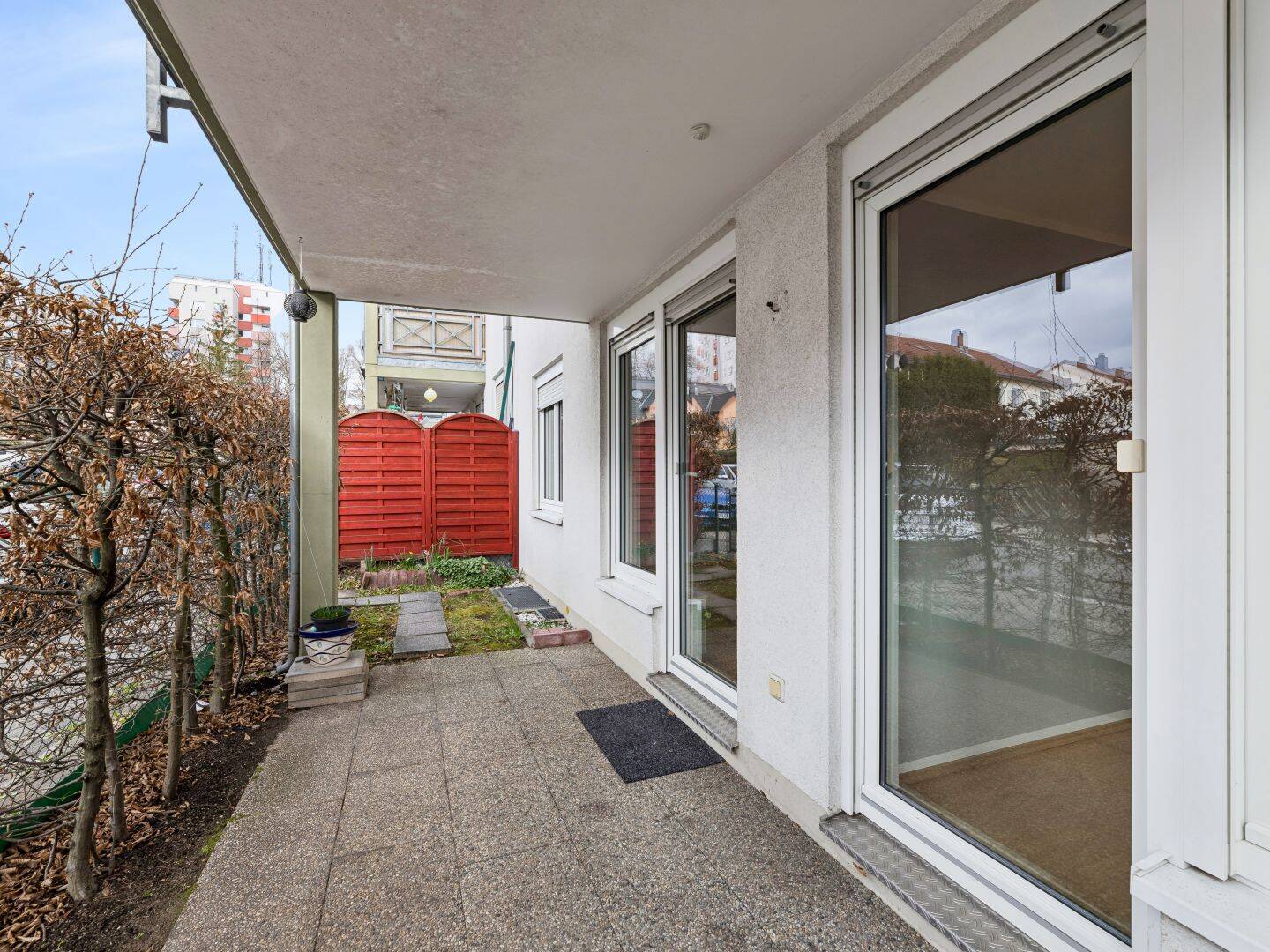 Schöne 3-Zimmer-Erdgeschoss-Wohnung mit Terrasse und TG-Stellplatz in Nürnberg-Eibach, 90451 Nürnberg (Eibach Hafen Maiach Reichelsdorf Röthenbach bei Schweinau)