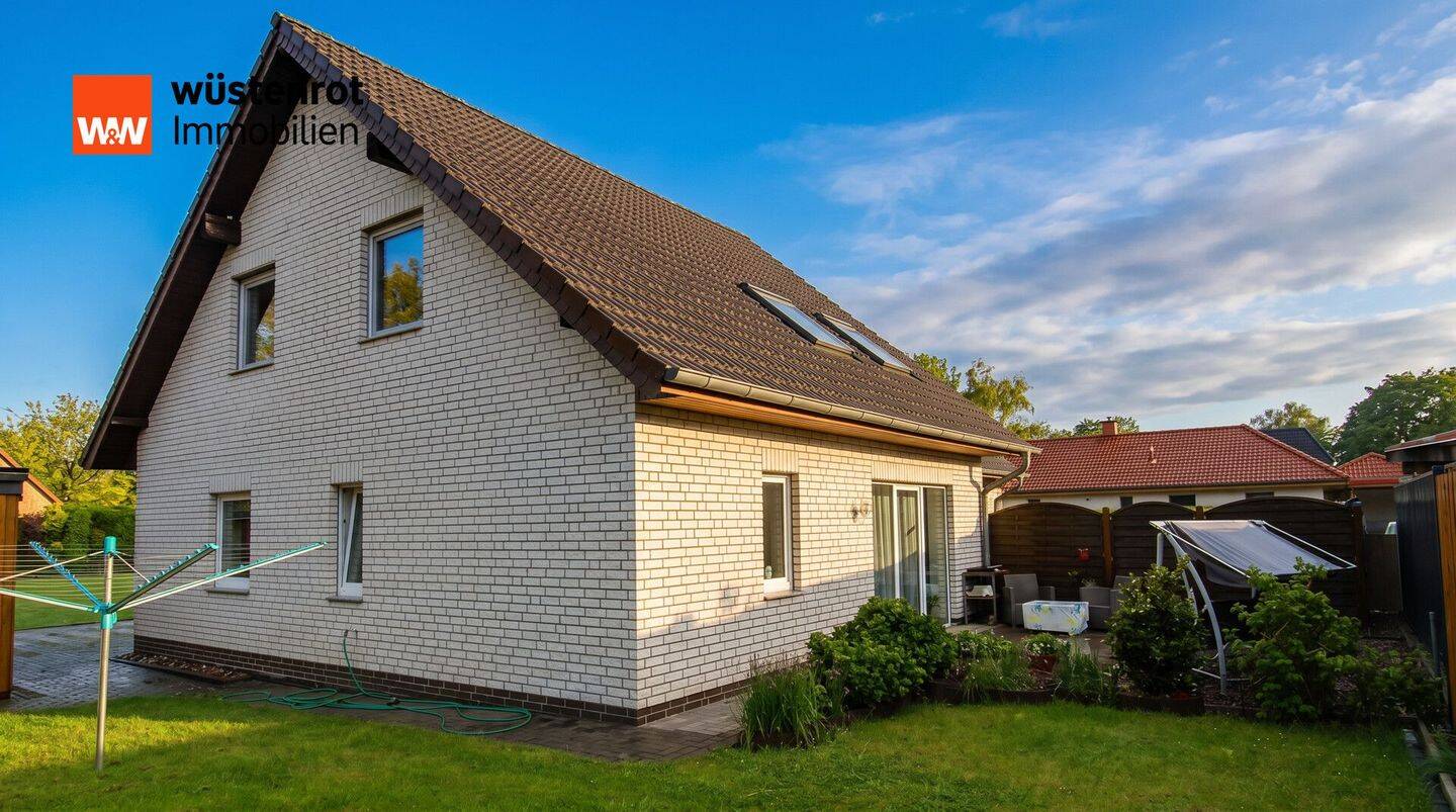 Attraktive Doppelhaushälfte in familienfreundlicher Lage von Petershagen-Frille, 32469 Petershagen