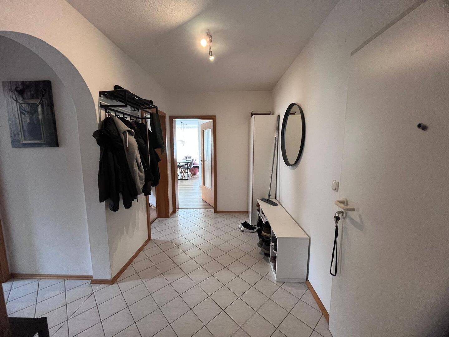 Schöne helle 3-Zimmer-Wohnung (mit Fenster-Erker) in Oettingen zu vermieten, 86732 Oettingen i. Bay.