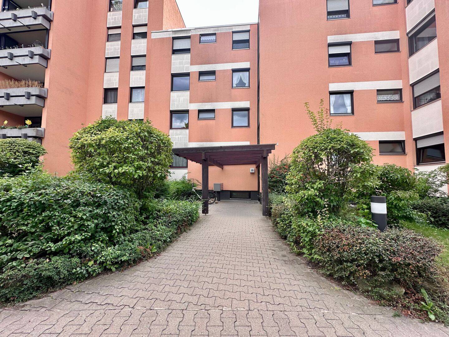 Ruhige, lichtdurchflutete 2-Zimmer Wohnung in Großreuth, 90431 Nürnberg